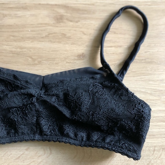 Lace bra top - Picture 2 of 3